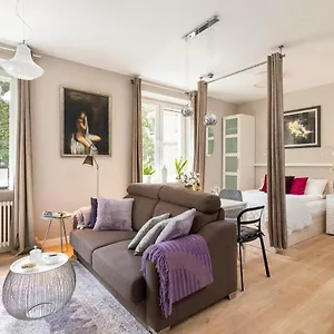 Rent Like - Nowy Swiat 47a 华沙