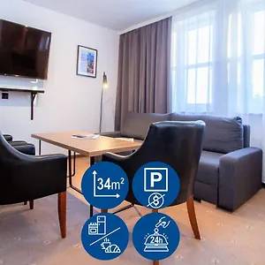 - Apartmanhotel